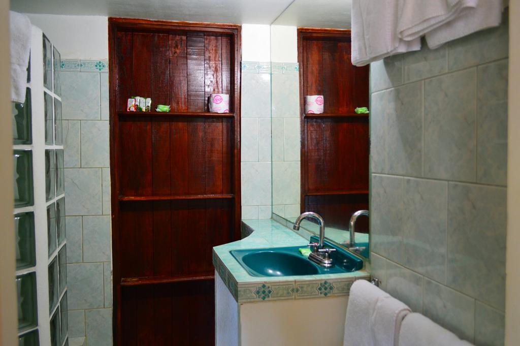 La Palapa Hostal Tamarindo Habitación foto