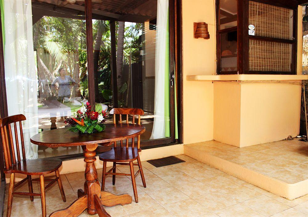 La Palapa Hostal Tamarindo Exterior foto