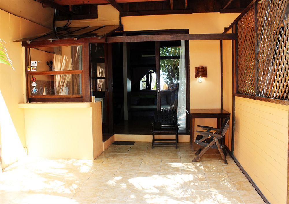 La Palapa Hostal Tamarindo Exterior foto