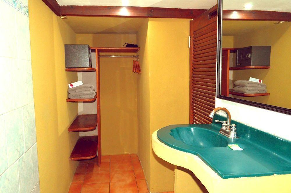 La Palapa Hostal Tamarindo Exterior foto