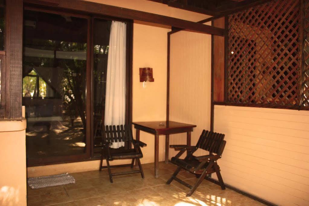 La Palapa Hostal Tamarindo Exterior foto